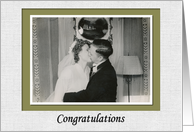 Wedding Congratulations - Vintage - Kissing Couple card
