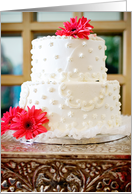 Blank (Wedding cake w/pink daisy, vert) card